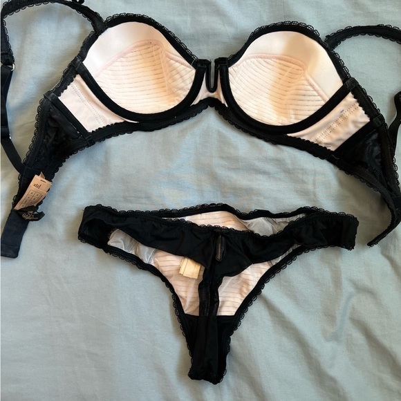 Dita Von Teese satin & lace Parisienne Balconette Bra & Thong Blush/Black - Picture 4 of 13